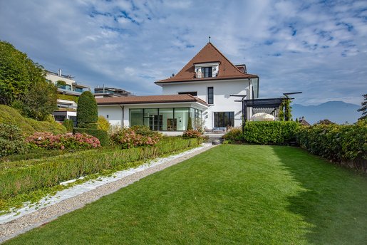 Sanierung Villa mit Wellness